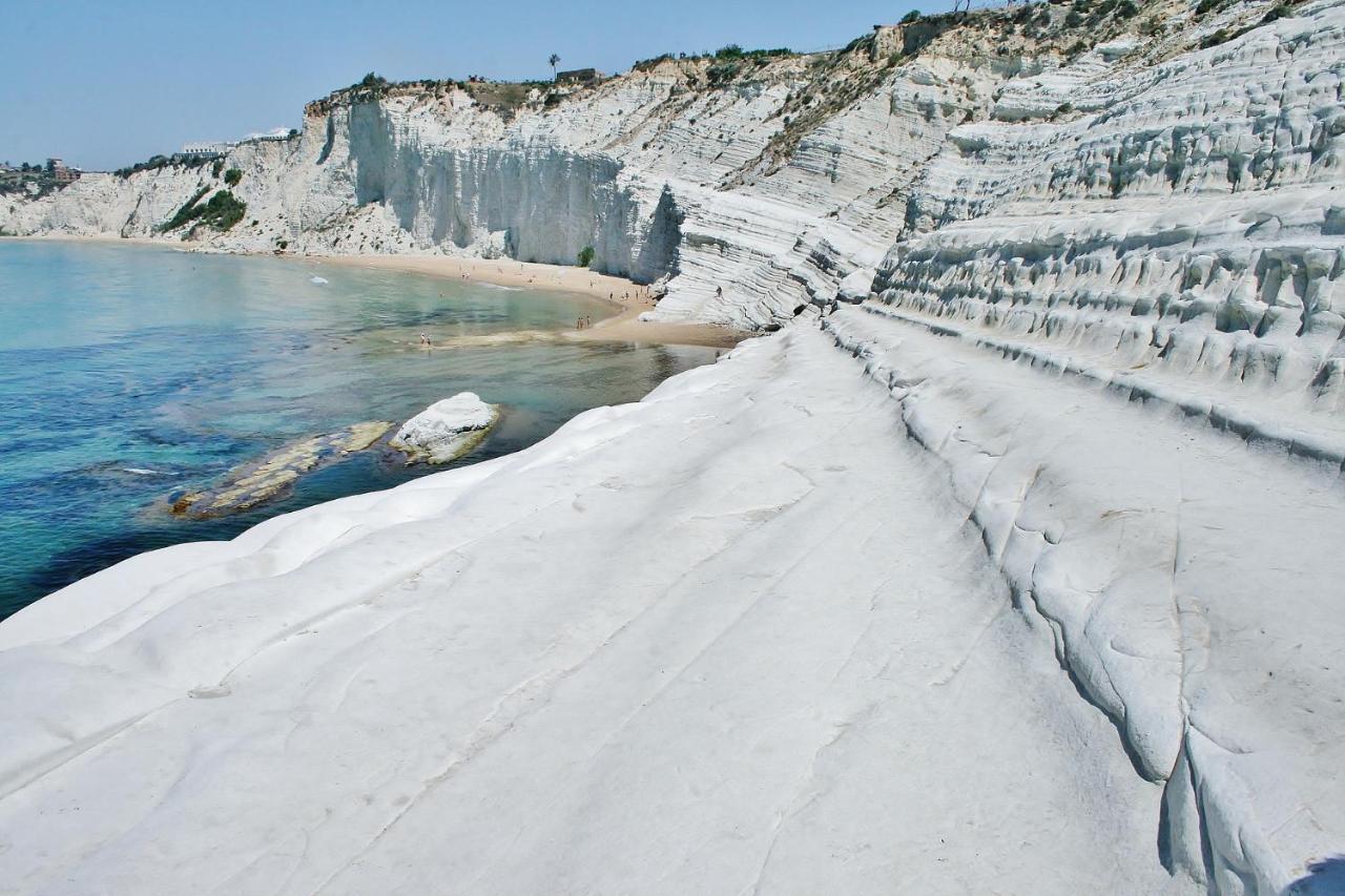 Atena Apartments Agrigento Bagian luar foto